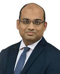 Dr Vivek Sukumar